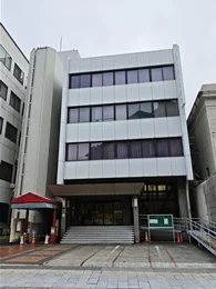 津山商工会議所会館3