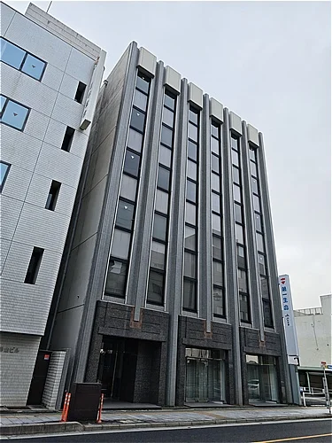 カンダビルディング