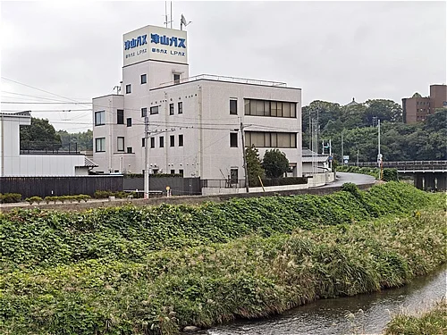 津山ガス本社ビル