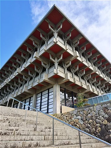 津山文化センター