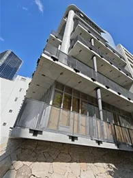 朝銀西信用組合本部ビル3