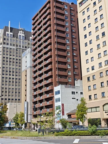 ウイング・タワー平和大通り