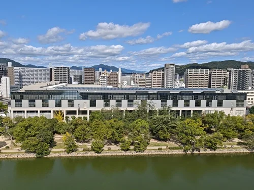 広島市立基町高等学校