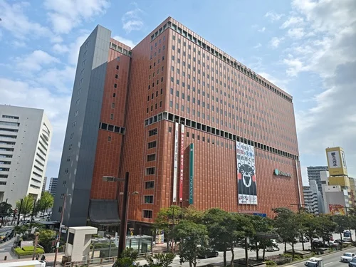 西日本新聞会館