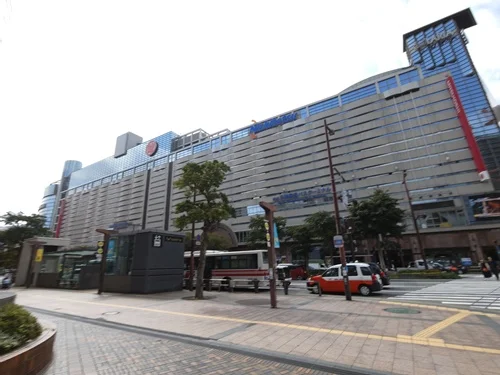 ソラリアターミナルビル