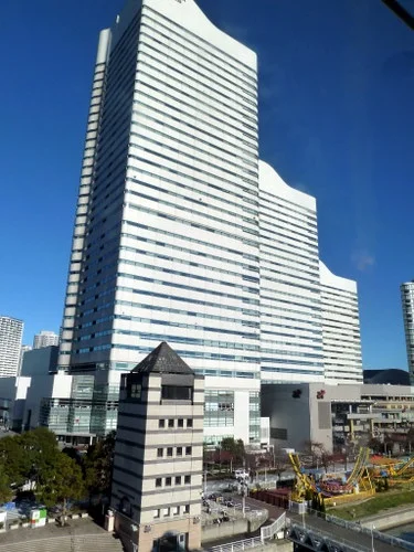 クイーンズタワーA