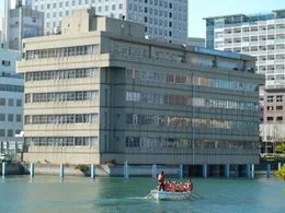 横浜万国橋港湾労働者福祉センター2