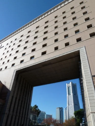 ナビオス横浜（横浜国際船員センター）