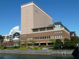 ナビオス横浜（横浜国際船員センター）2