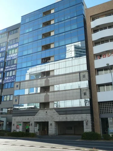 横浜塩業ビル（ぱど本社）