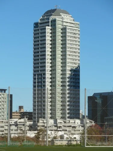 ヨコハマポートサイド ロア壱番館