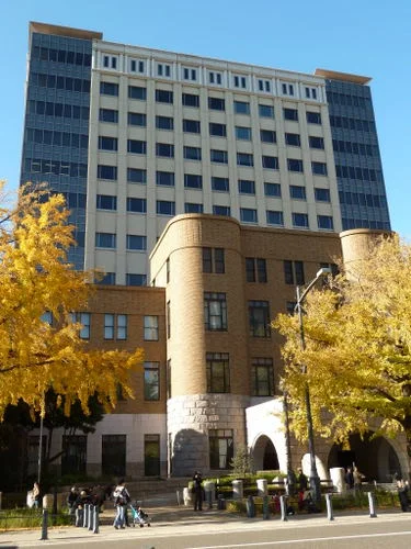 横浜地方・簡易裁判所庁舎
