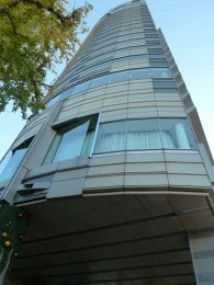 ホテルニューグランド新館（ニューグランドタワー）2