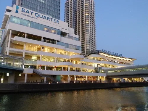 横浜ベイクォーター