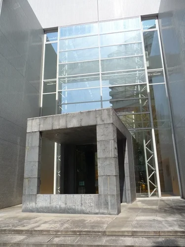 ワールド創造導夢（現・日本芸術会館）