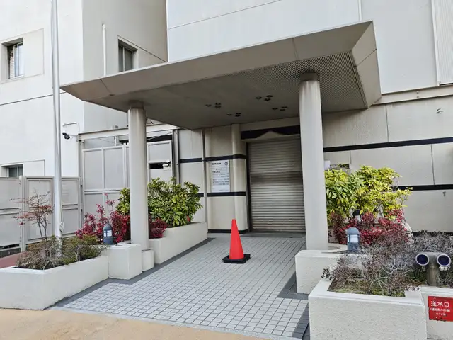 NTT西日本 公園前ビル（和歌山支店）