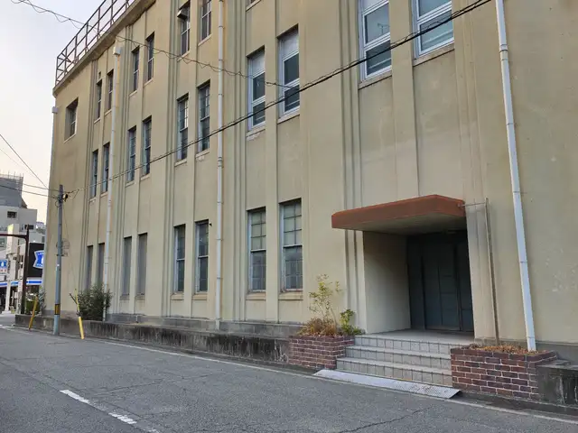 旧・和歌山郵便局電話分室