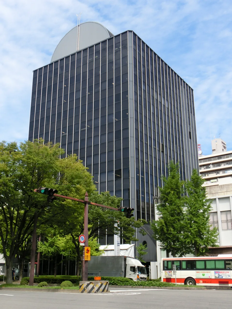 ニッセイ和歌山ビル