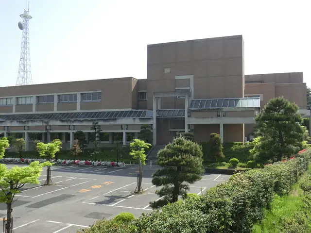 アサカ理研郡山中央図書館