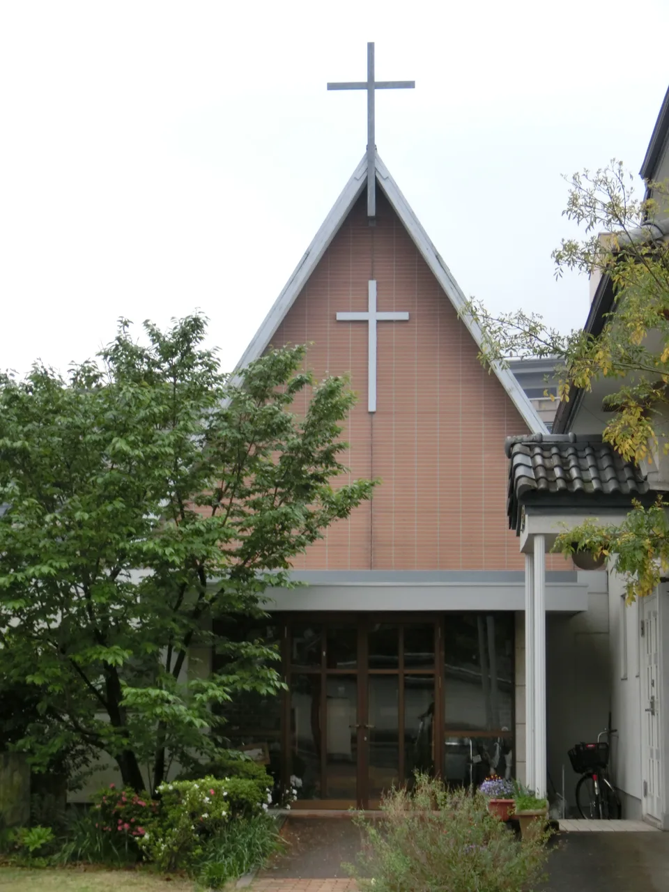 熊本聖三一教会