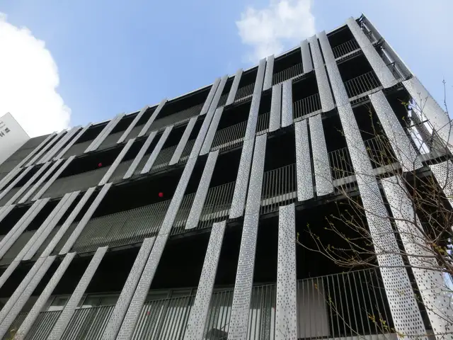 熊本市医師会館・看護専門学校