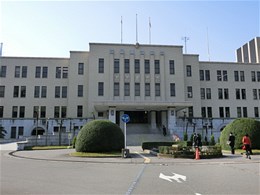富山県庁本館3