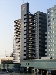 アパホテル富山駅前4