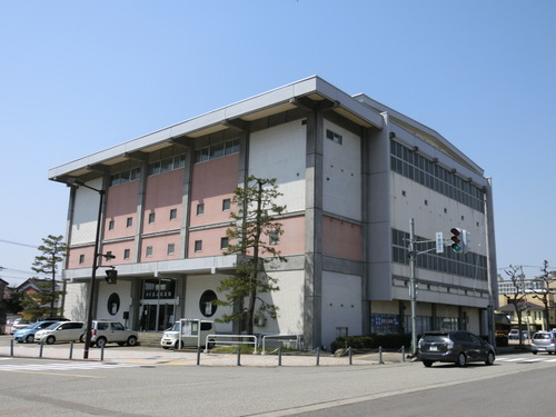 県営富山武道館