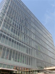 AOSSA/福井駅東口再開発ビル2