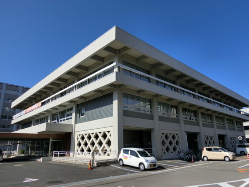 鳥取県庁議会棟