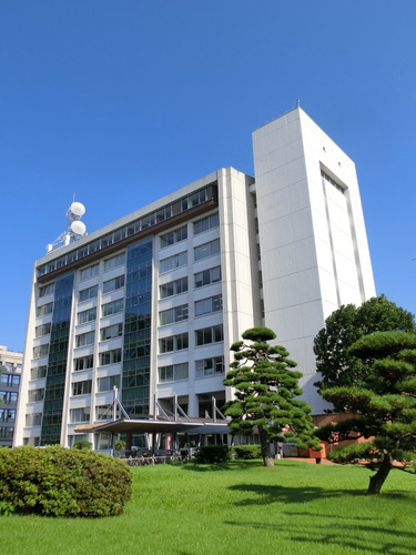 鳥取県警察本部庁舎
