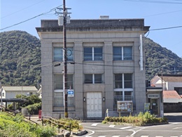 エンターワケ(旧 中国銀行和気支店)2