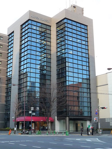 ALPHA BLANCAグループ本社ビル
