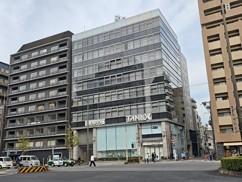 タナックスビル