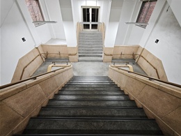 旧京都高等工芸学校本館(京都工芸繊維大学3号館) 4