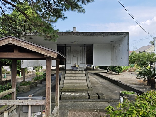 徳雲寺本堂・納骨堂