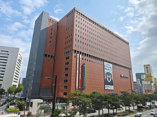 西日本新聞会館