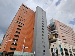 西日本新聞会館2