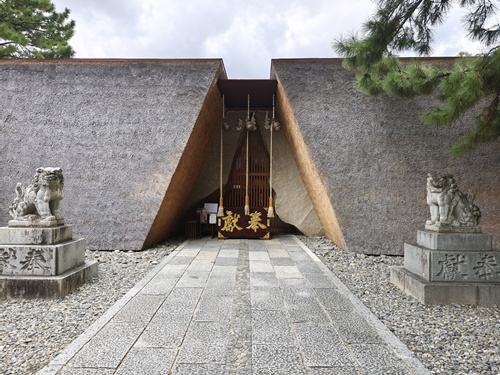拝殿｜鳥飼八幡宮