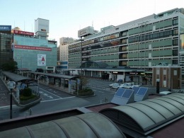 横浜モアーズ2