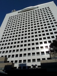 神奈川県警察本部庁舎4