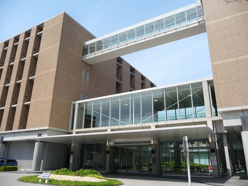 神戸市立医療センター中央市民病院 南館・先端医療センター