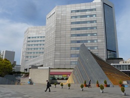 神戸国際交流会館3