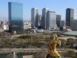 クリスタルタワー