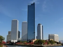 クリスタルタワー