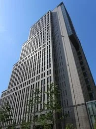 中央大通FNビル