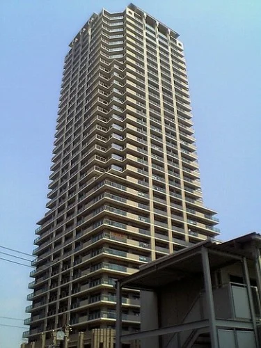 ザ・コムズシティ・ツインタワーズD棟