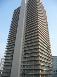 ローレルタワー難波4