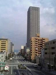 ウェリス上本町ローレルタワー