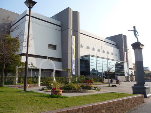 神戸市立中央体育館